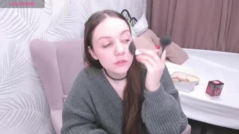Snapshot of kvetachka chatting on December 28, 12:47 am Kvetachka Thu-Sun 0900am-1500pmGTM2 online show from December 28, 12:47 am