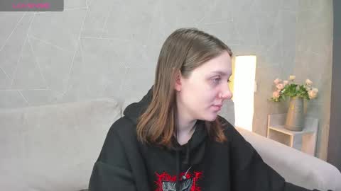 Snapshot of kvetachka chatting on February 15, 1:10 am Kvetachka Thu-Sun 0900am-1500pmGTM2 online show from February 15, 1:10 am