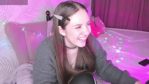 Snapshot of kvetachka chatting on December 28, 6:49 am Kvetachka Thu-Sun 0900am-1500pmGTM2 online show from December 28, 6:49 am