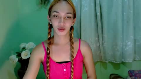 Kween online show from February 3, 12:25 pm
