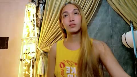 Kween online show from October 5, 9:33 pm