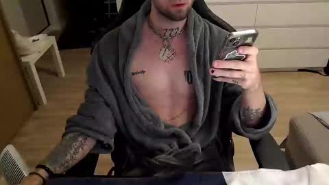 Kyle online show from December 25, 4:22 pm
