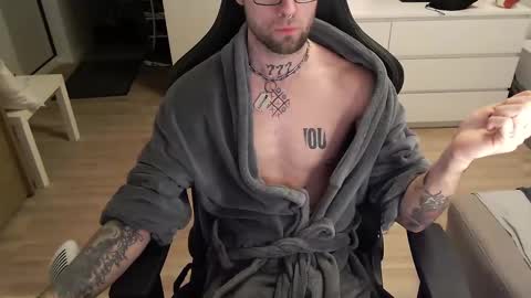 Kyle online show from December 18, 3:37 am