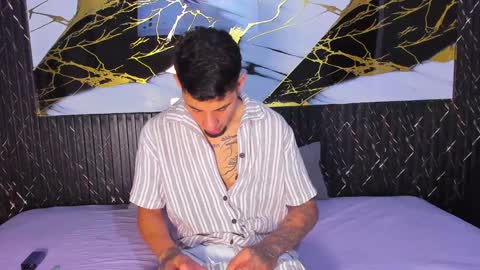 Snapshot of kyle_smithx chatting on December 13, 10:45 pm kyle Smith online show from December 13, 10:45 pm