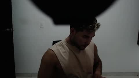 Kyle Wilson   Follow me online show from September 24, 6:09 am