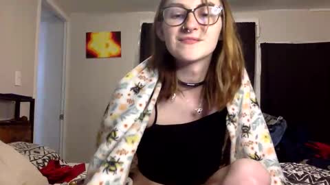 Kylianna online show from April 1, 12:55 am