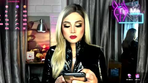 kylie online show from February 27, 3:15 pm
