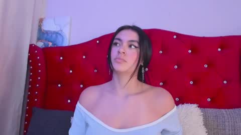 kylie_ls online show from April 25, 10:18 pm