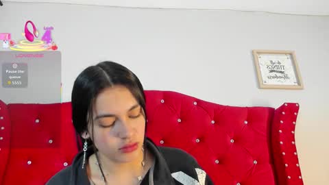 kylie_ls online show from February 1, 2:08 am