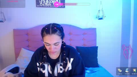 Snapshot of kylie_ls chatting on March 4, 3:33 am kylie_ls online show from March 4, 3:33 am