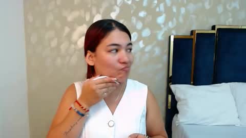 Melissa online show from April 6, 11:00 am