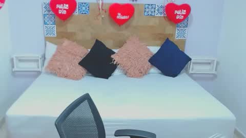 Melissa online show from February 19, 2:22 pm
