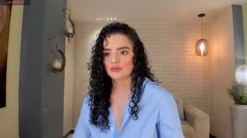 Kylie Jenkins online show from November 19, 11:42 am