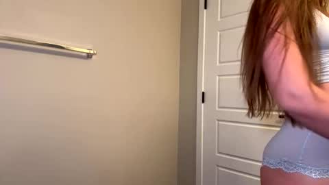 Kylie online show from April 15, 5:44 am