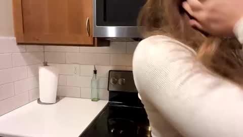 Kylie online show from January 9, 6:59 am