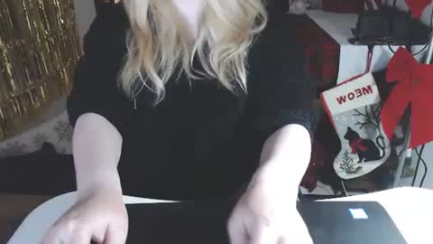 Check Out My NSFW OnlyFans Link On Bio online show from January 7, 12:15 am