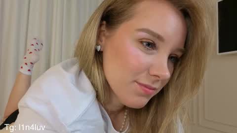 lina online show from November 11, 9:28 pm