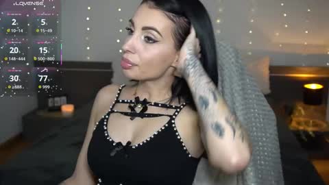 Snapshot of laady_rosee chatting on September 16, 7:39 pm Fanni online show from September 16, 7:39 pm