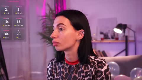 Snapshot of laady_rosee chatting on February 22, 5:57 pm Fanni online show from February 22, 5:57 pm