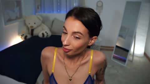 Snapshot of laady_rosee chatting on January 19, 5:18 pm Fanni online show from January 19, 5:18 pm