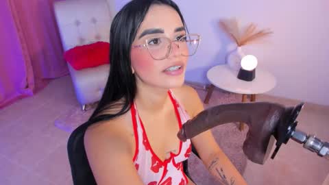 Snapshot of laana_foxx chatting on October 28, 4:13 am lana  foxx Model  independient online show from October 28, 4:13 am