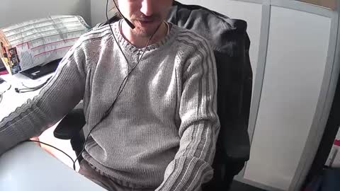 labelette007 online show from March 5, 10:22 am