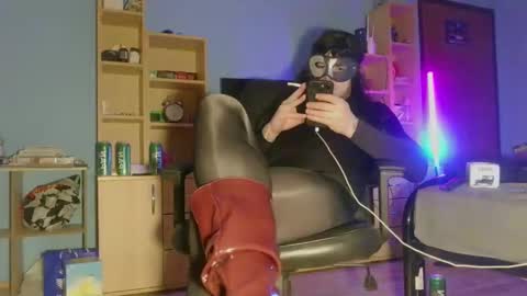 labondage online show from February 3, 6:40 am