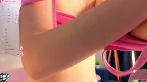 Esme online show from September 11, 6:14 am