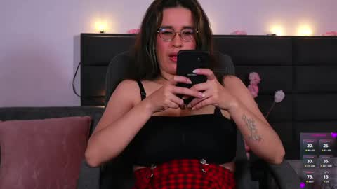 Kathie  Dicky    online show from May 26, 4:02 pm