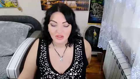 lady_boom_ online show from November 21, 8:12 am