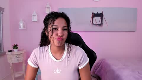 Snapshot of lady_danbury chatting on February 26, 4:38 pm Karla - Instagram lady karla1 online show from February 26, 4:38 pm