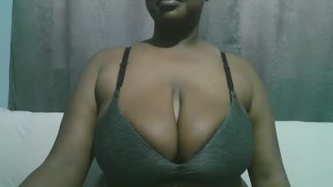 lady_dearra online show from October 17, 11:14 am