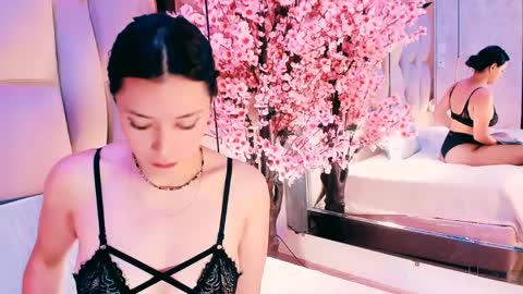    online show from March 31, 3:01 pm