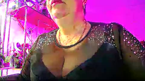 Lady Gloria online show from February 9, 4:57 am