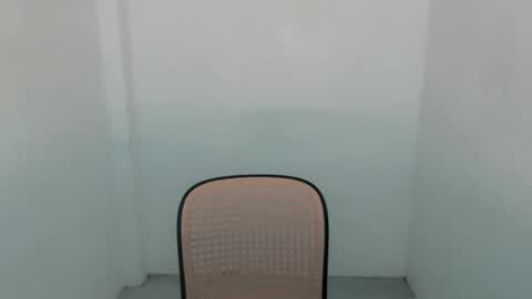 Snapshot of lady_jedyy chatting on February 23, 7:38 pm online show from February 23, 7:38 pm