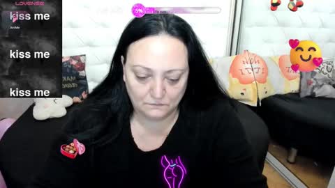 lady lauren online show from February 15, 6:12 am