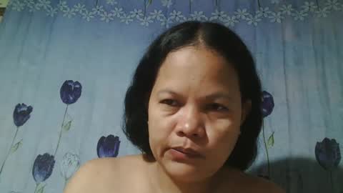 Snapshot of lady_love063 chatting on February 12, 10:15 pm lady_love063 online show from February 12, 10:15 pm