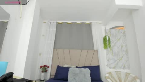 lady_miss___ online show from May 7, 12:56 pm