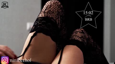    700  1300 -5 online show from February 20, 4:14 pm