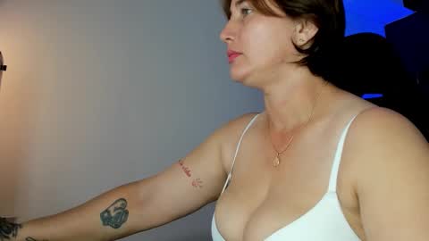 lady_noriega online show from February 24, 3:20 am