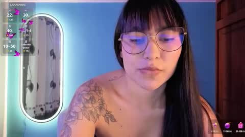 Lady Violet Bridgerton online show from October 11, 10:35 pm