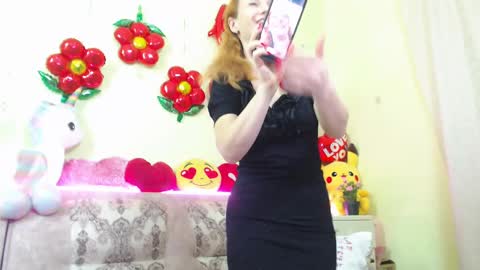 Sima Ladybigsmile online show from March 2, 9:32 pm