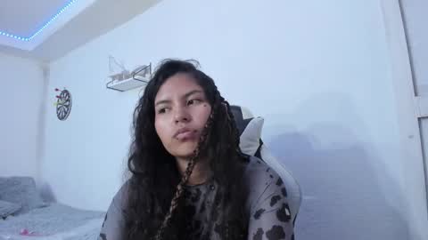 Snapshot of ladybrown_16 chatting on February 4, 7:07 am Lady online show from February 4, 7:07 am