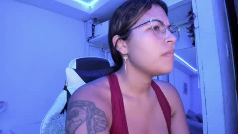  Lady  online show from April 16, 2:55 am