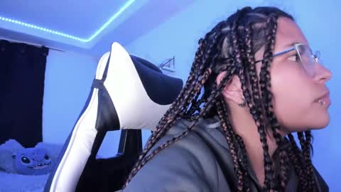 Snapshot of ladybrown_16 chatting on February 8, 6:54 am Lady online show from February 8, 6:54 am