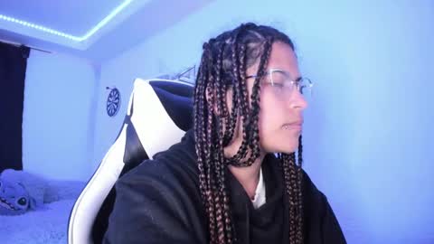 Snapshot of ladybrown_16 chatting on February 9, 1:55 am Lady online show from February 9, 1:55 am
