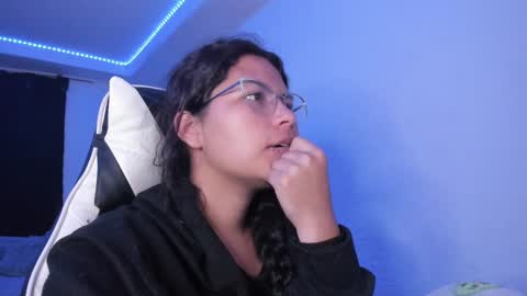 Snapshot of ladybrown_16 chatting on February 21, 5:46 am Lady online show from February 21, 5:46 am