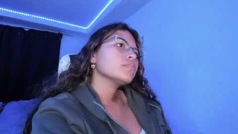  Lady  online show from April 2, 3:14 am