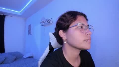  Lady  online show from October 4, 5:16 am