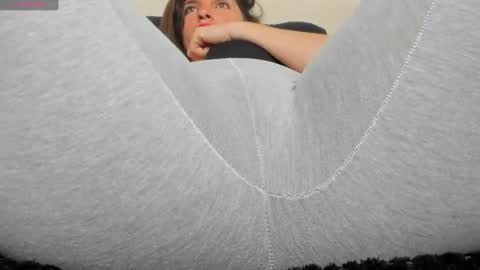 Snapshot of ladydanna chatting on December 10, 4:49 pm Danna................. online show from December 10, 4:49 pm